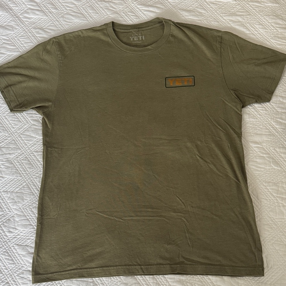 YETI Men's Olive Short Sleeve Tee